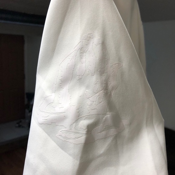 Hudson Prayer Hands T Shirt - Picture 6 of 8